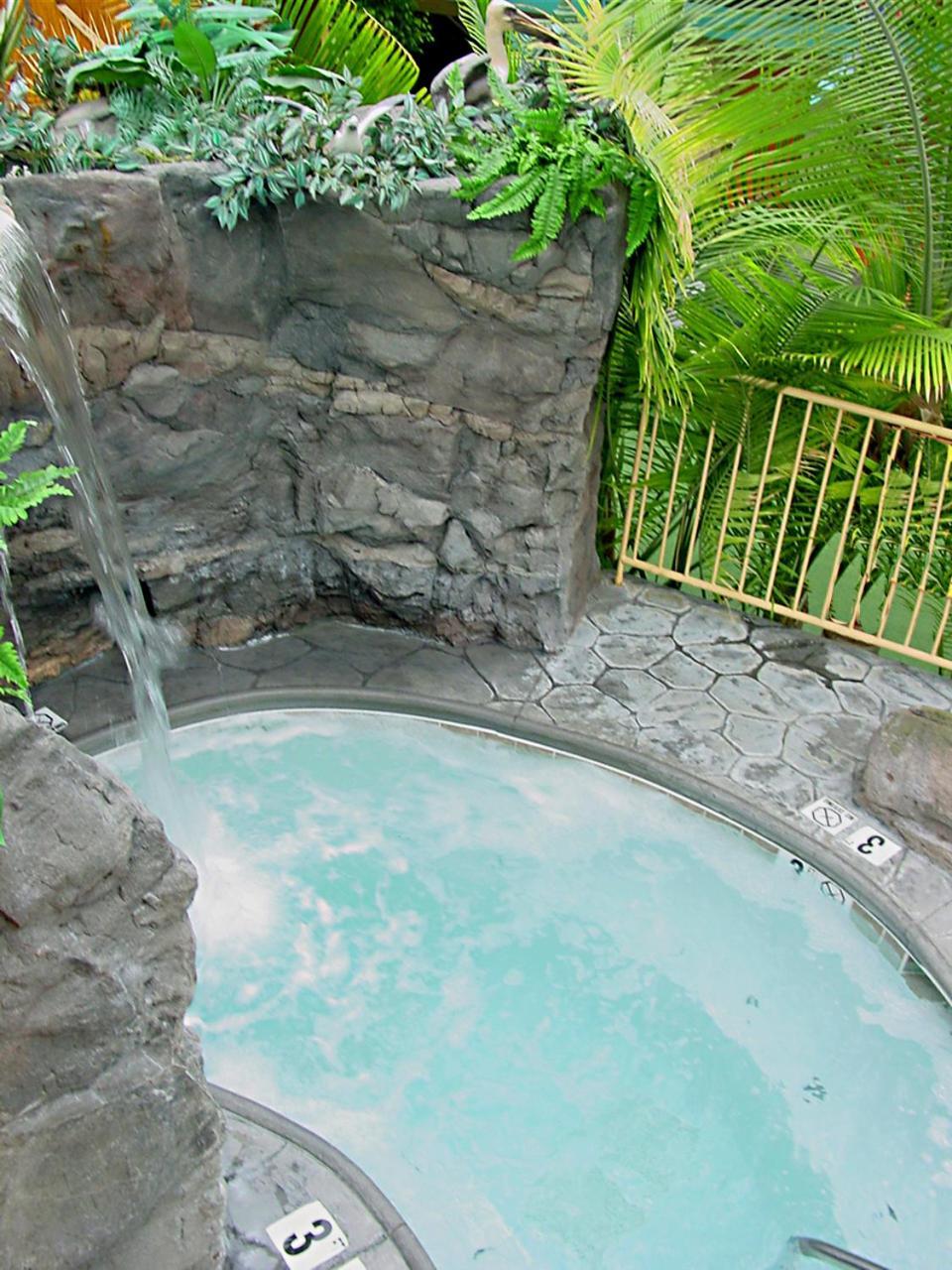 פלורנס Wildwood Inn מראה חיצוני תמונה