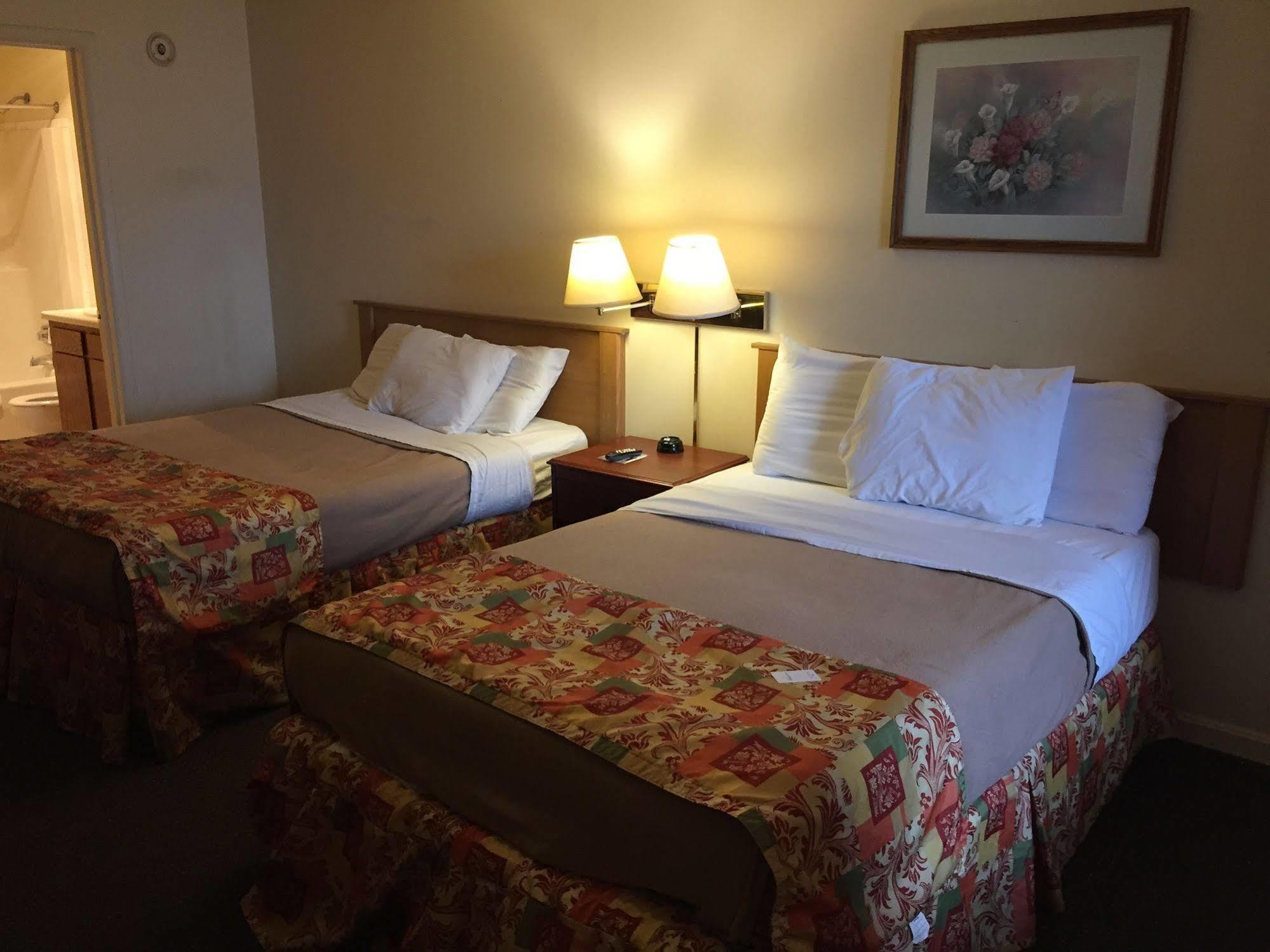 פלורנס Wildwood Inn מראה חיצוני תמונה
