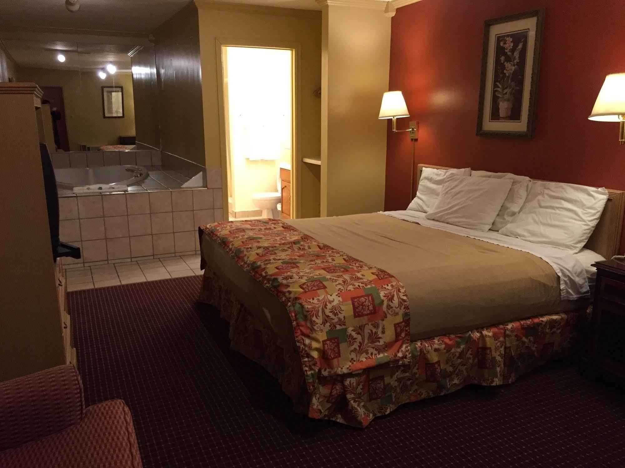 פלורנס Wildwood Inn מראה חיצוני תמונה