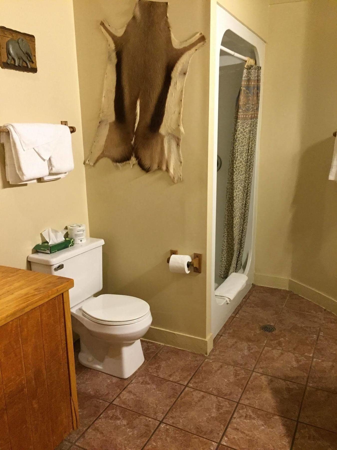 פלורנס Wildwood Inn מראה חיצוני תמונה