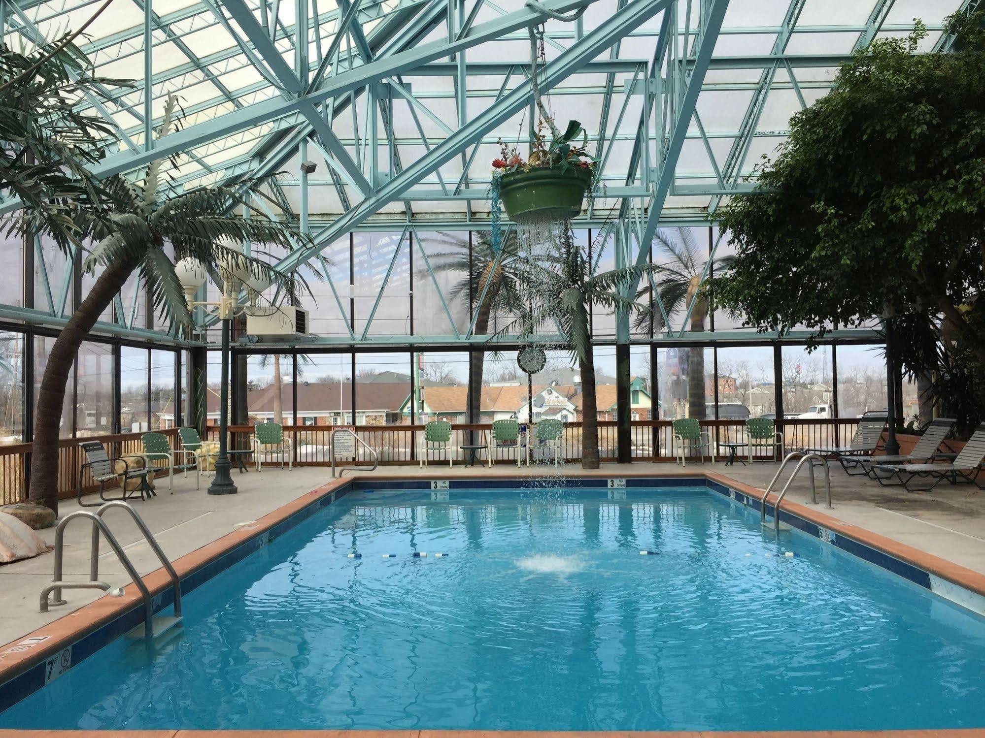 פלורנס Wildwood Inn מראה חיצוני תמונה